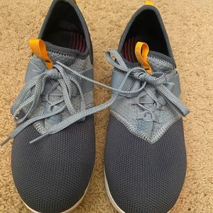 KURU Pivot shoe size 8 tennis